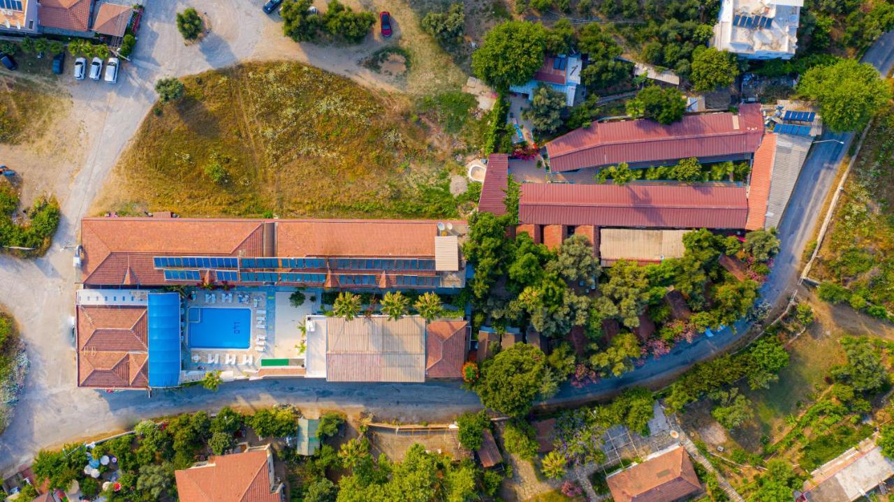 Hotel Sunberk Side